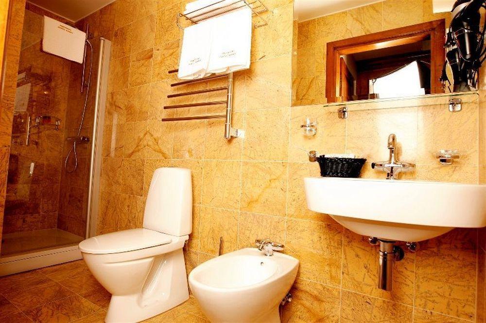 Friedricho Pasazas Hotel Klaipėda Esterno foto