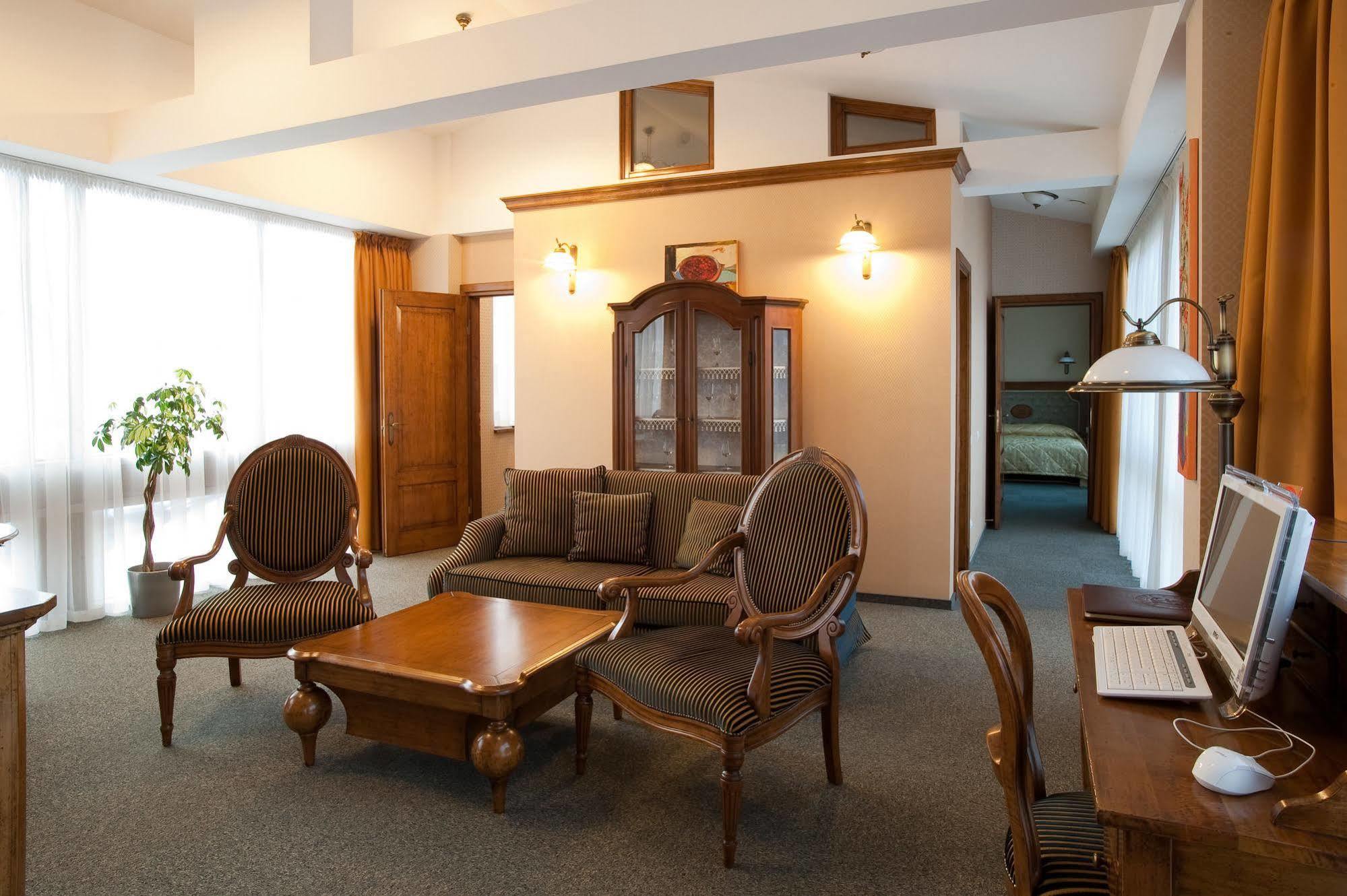 Friedricho Pasazas Hotel Klaipėda Esterno foto