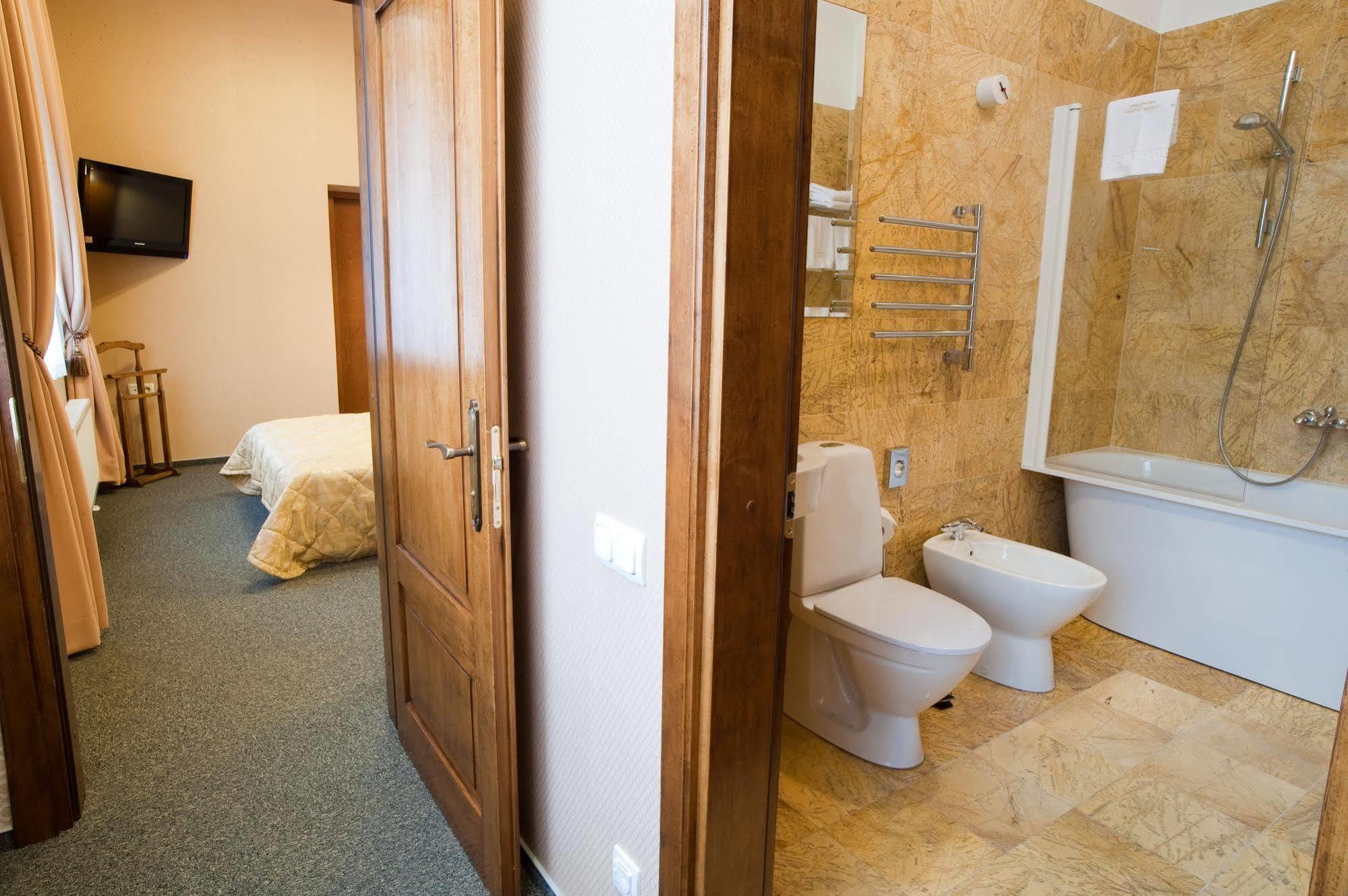 Friedricho Pasazas Hotel Klaipėda Esterno foto