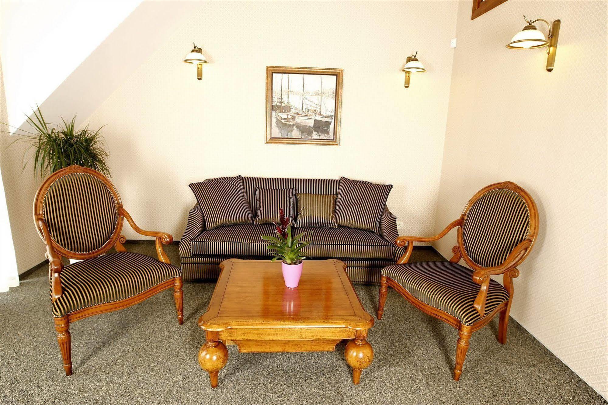Friedricho Pasazas Hotel Klaipėda Esterno foto